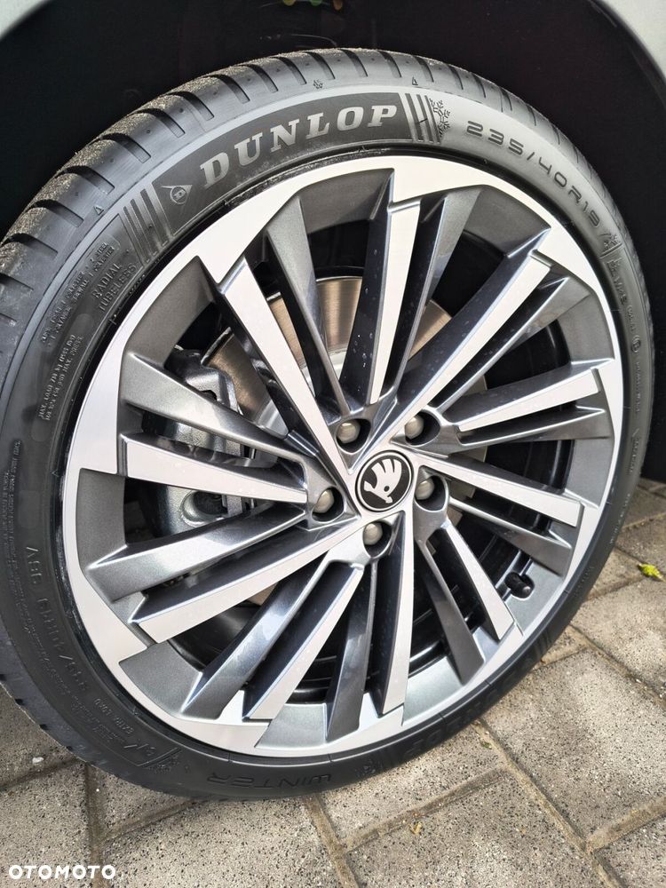 Skoda Superb - 11