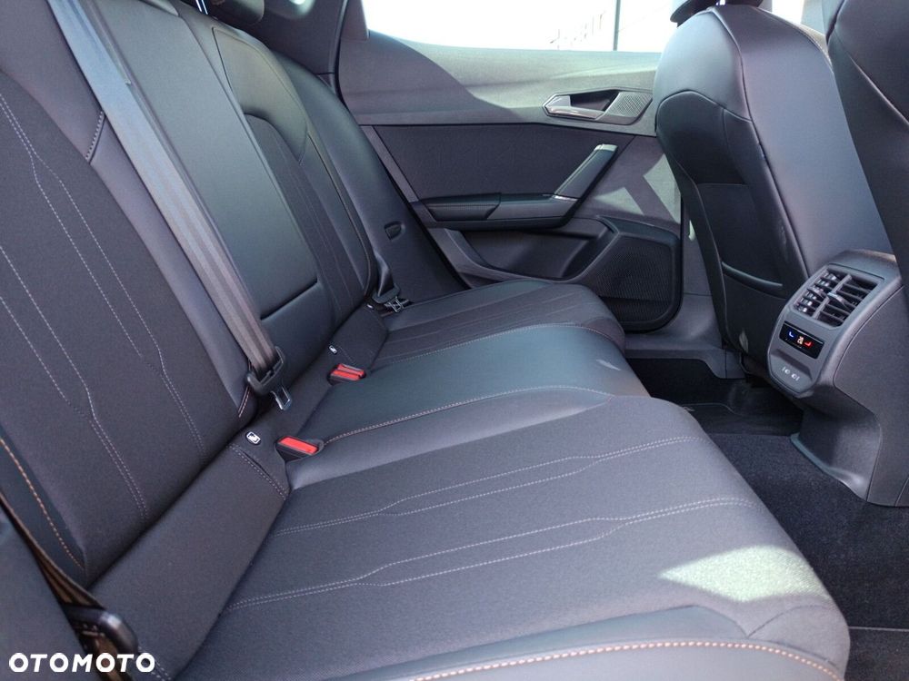 Cupra Formentor 1.5 eTSI mHEV DSG - 10