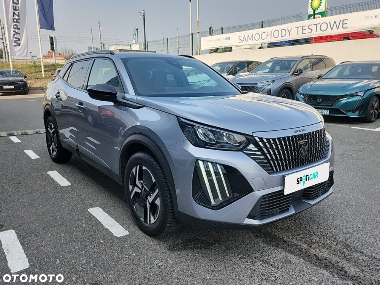 Peugeot 2008 1.2 PureTech Allure S&S EAT8 - 3