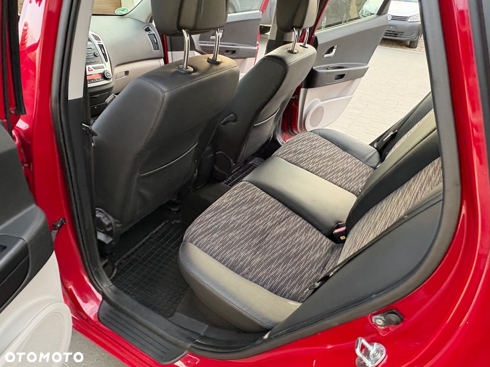 Kia Ceed 1.6 Crdi Comfort + - 18