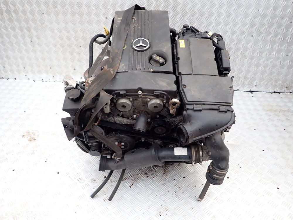 SILNIK MERCEDES W204 A271911 1.8 KOMPRESOR  Z CZUJNIKIEM STUKOWYM
