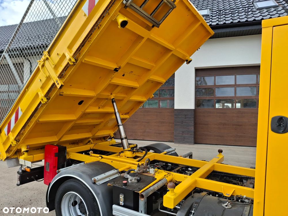 Renault D7.5 Wywrotka Kipper 3 Strony Hak Euro 6 2015r 3 Miejsca Skrzynia Dzielone Burty Bliźniak 7500 KG - 19