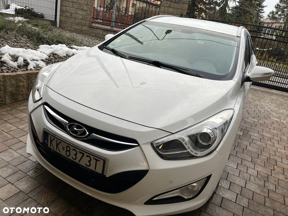 Hyundai i40 i40cw 1.7 CRDi Fifa World Cup Edition - 1