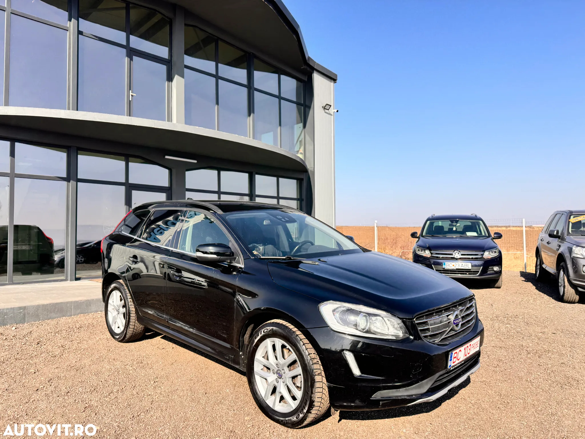 Volvo XC 60 D4AWD Kinetic - 4