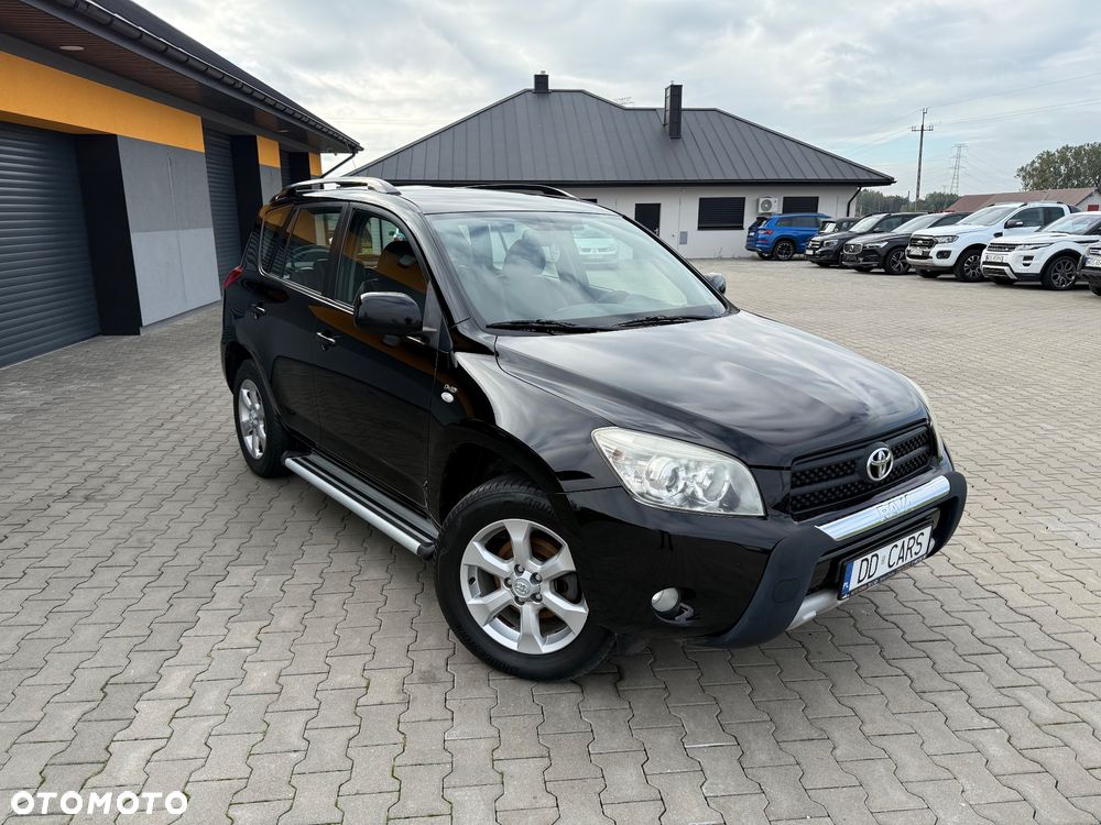 Toyota RAV4 2.2 D-4D Sol - 2