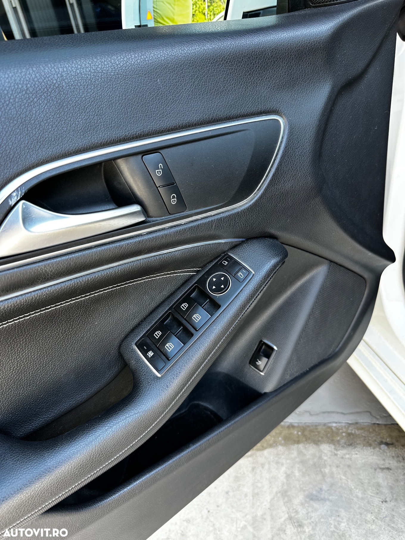 Mercedes-Benz CLA 200 d - 14