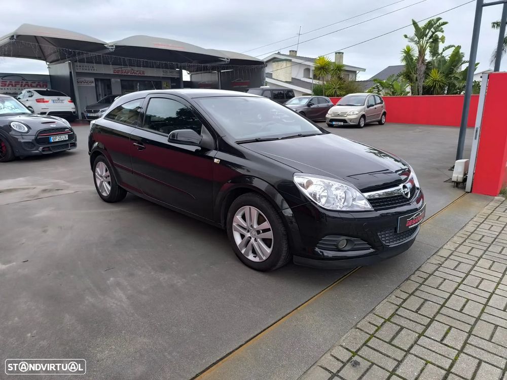 Opel Astra GTC 1.3 CDTI - 4