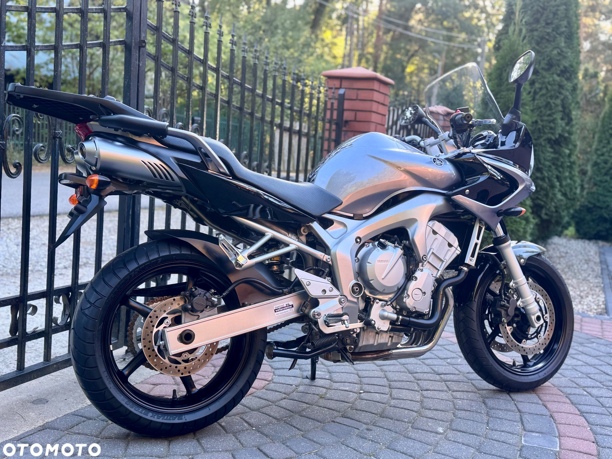 Yamaha FZ6 - 4