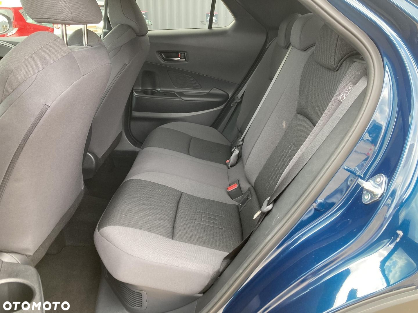 Toyota C-HR - 15