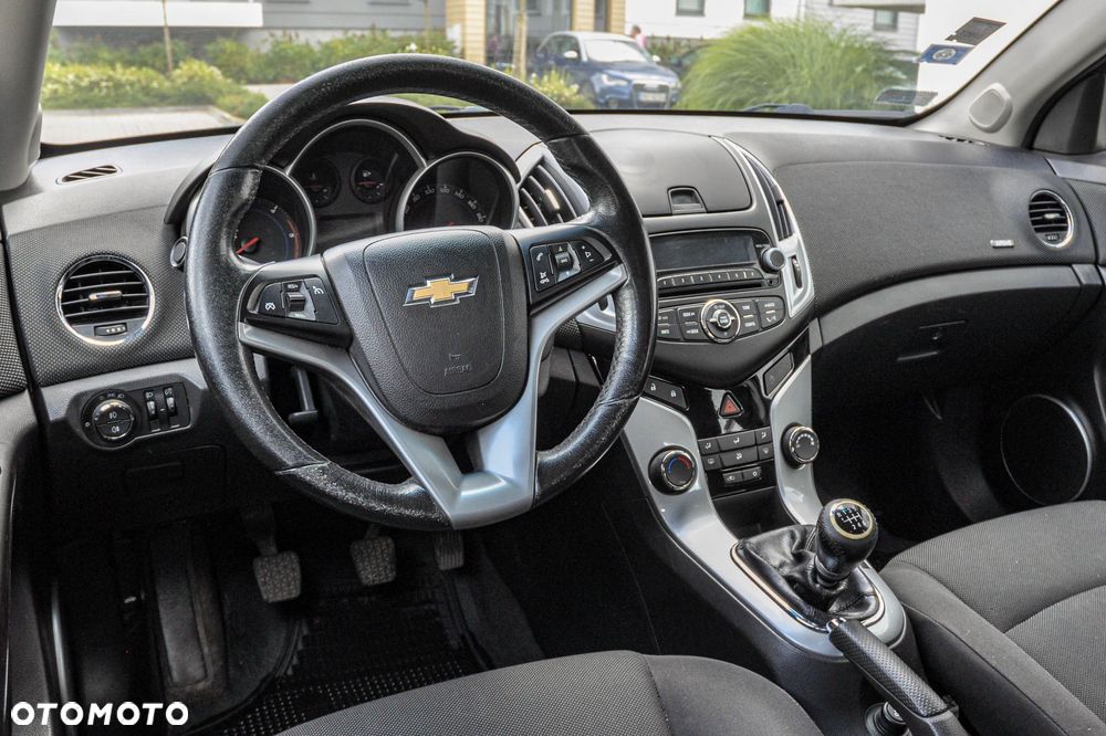 Chevrolet Cruze - 9