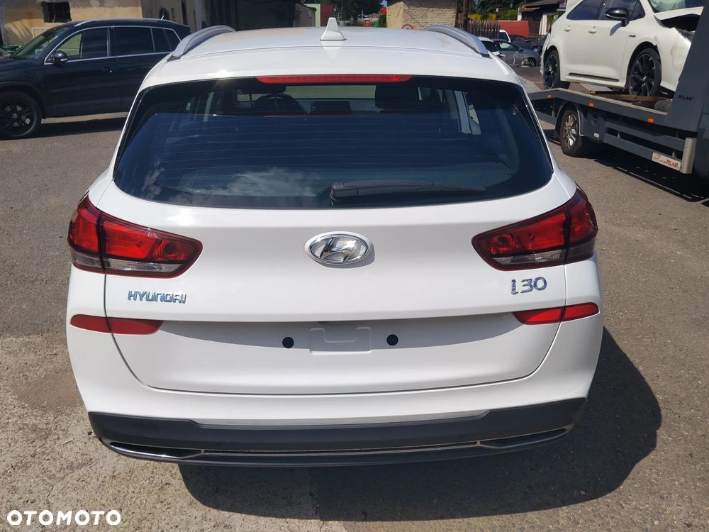 Hyundai i30 - 15