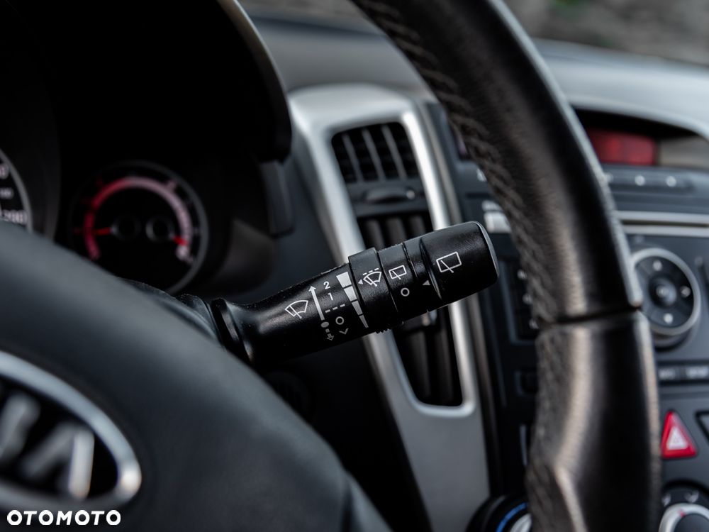 Kia Ceed - 33