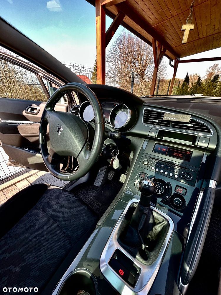 Peugeot 3008 1.6 Premium - 7