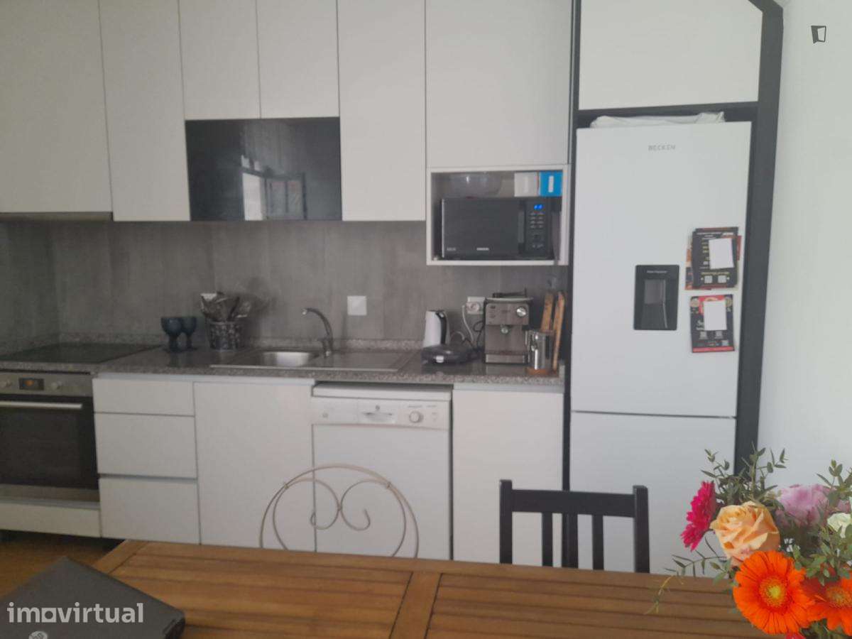 Quarto - localizado em Paranhos Porto - Grande imagem: 5/7