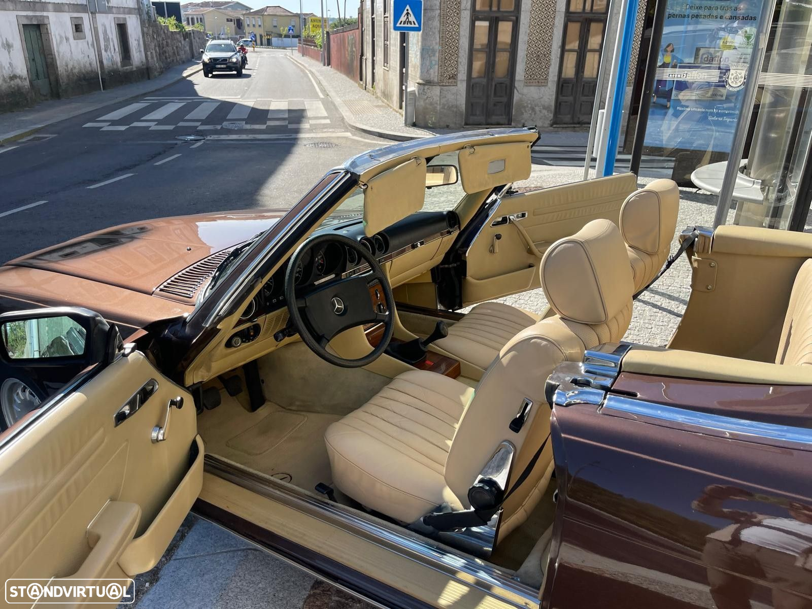 Mercedes-Benz SL 280 - 11