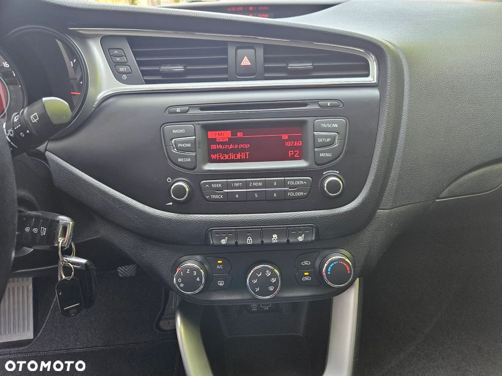 Kia Ceed 1.4 CVVT Dream-Team Edition - 20