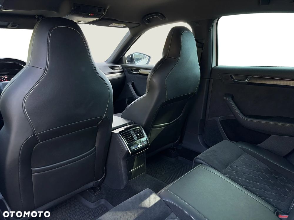 Skoda Superb 2.0 TSI Sportline DSG - 16