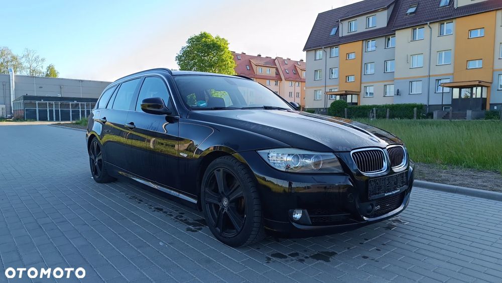BMW Seria 3 330d DPF Edition Sport - 10