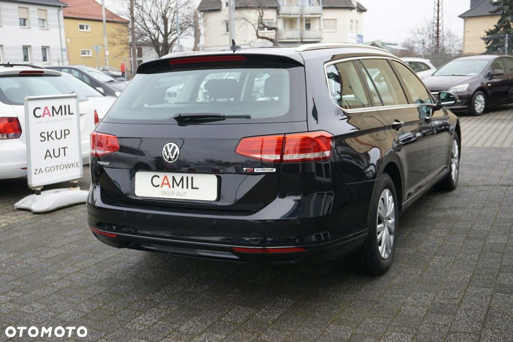 Volkswagen Passat - 5
