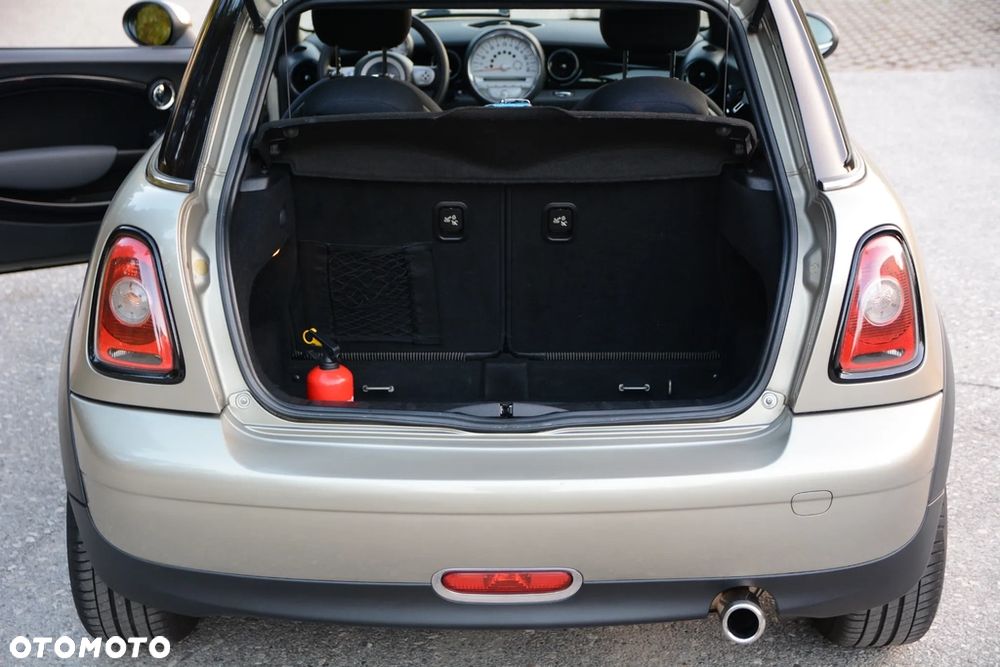 MINI Cooper Standard - 17