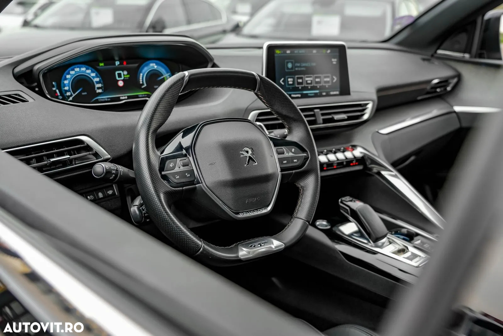 Peugeot 3008 PHEV 300 EAT8 4X4 GT - 25