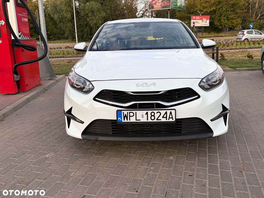Kia Ceed 1.5 T-GDI M - 4