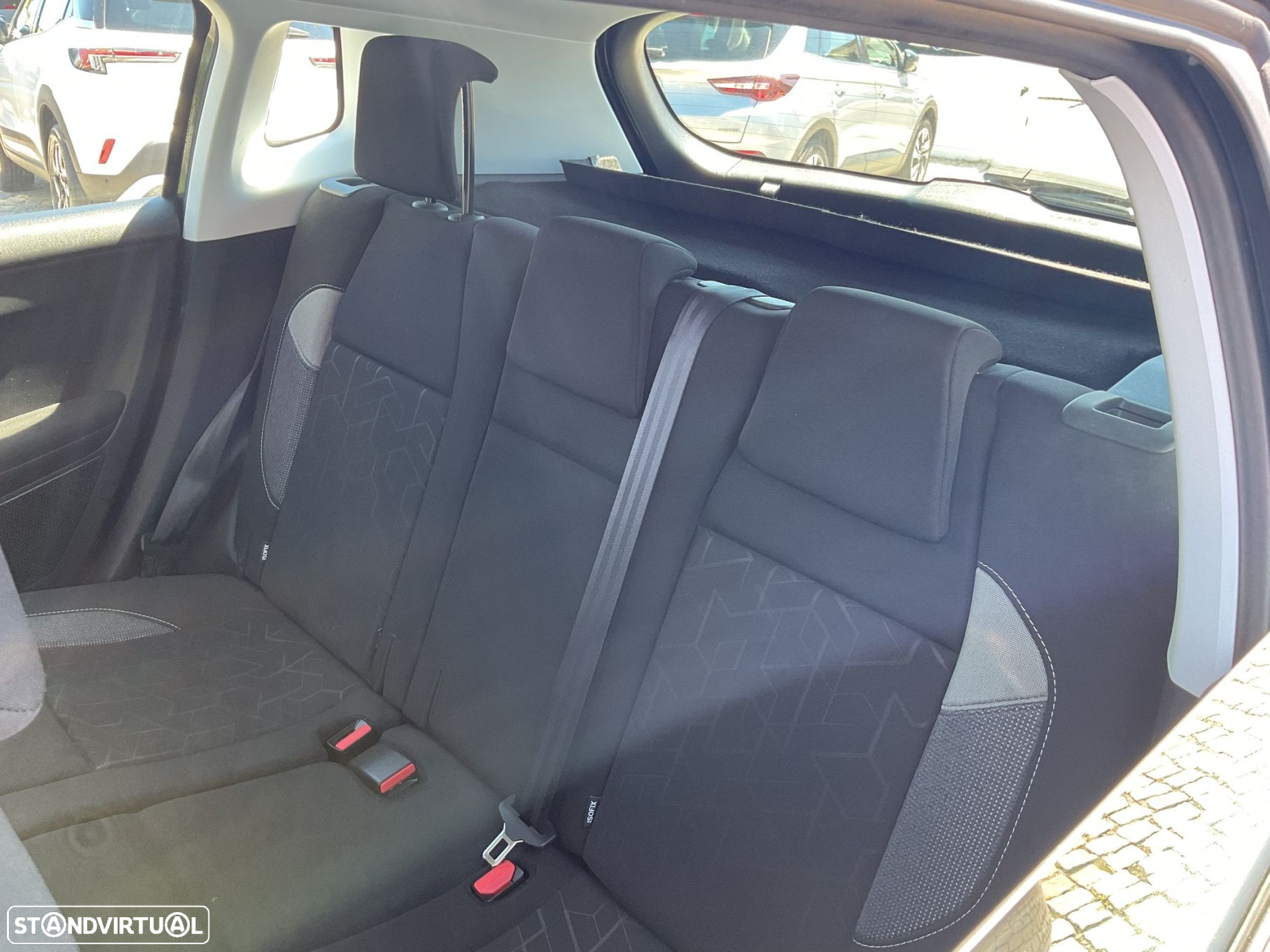 Peugeot 2008 1.6 BlueHDi Active - 47