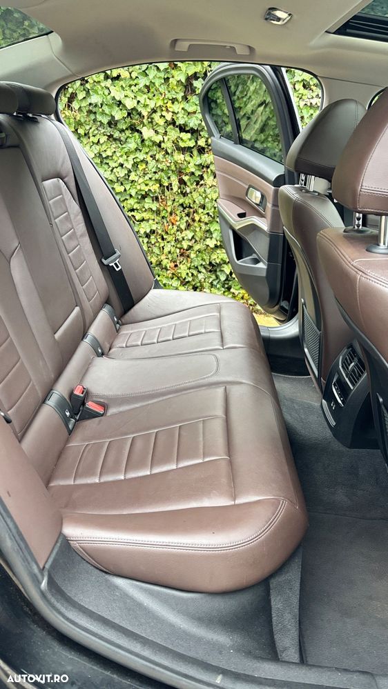 BMW Seria 3 320d xDrive AT MHEV - 10