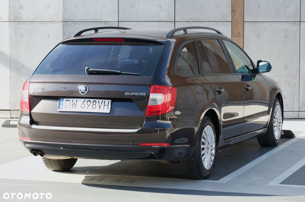 Skoda Superb 1.4 TSI Active - 4