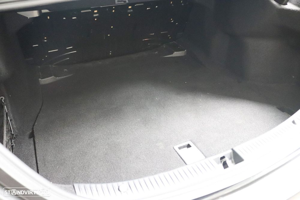 Mercedes-Benz C 300 de Avantgarde - 35