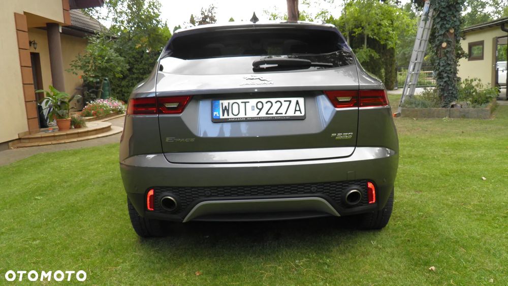 Jaguar E-Pace P250 AWD S - 24