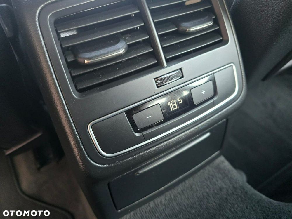 Audi A4 Allroad - 25