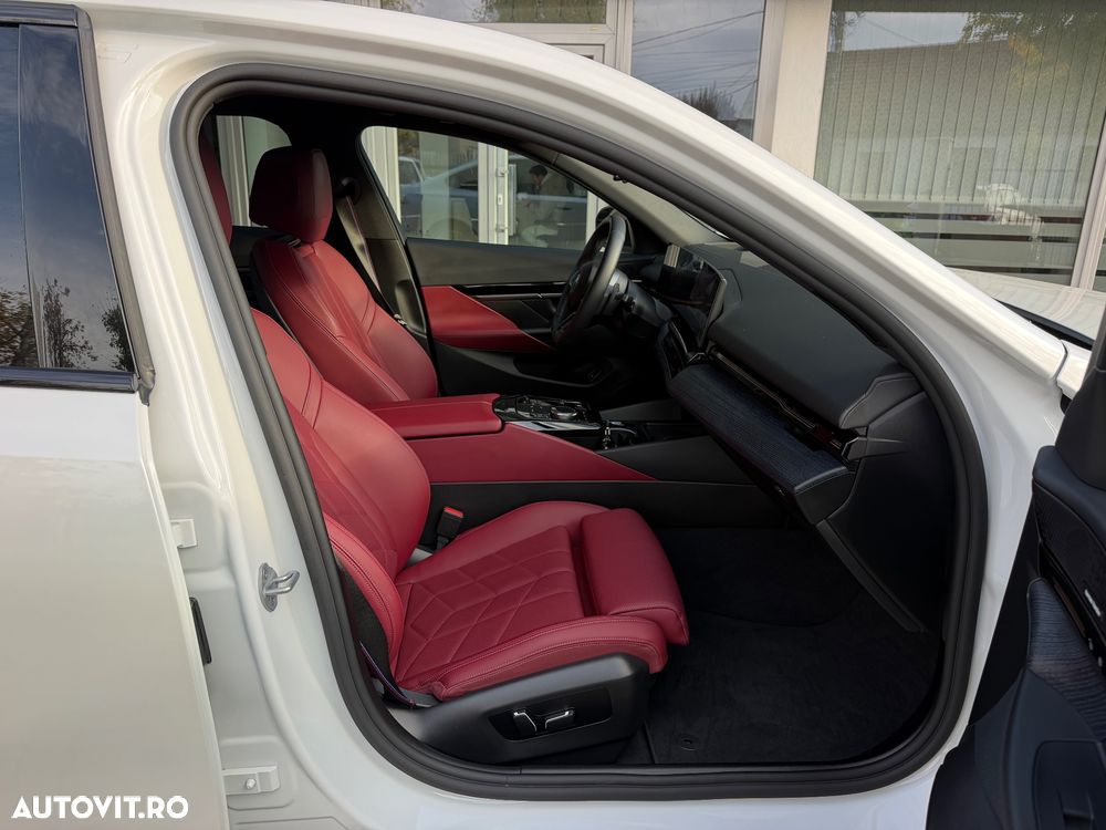 BMW Seria 5 530e Aut. - 14