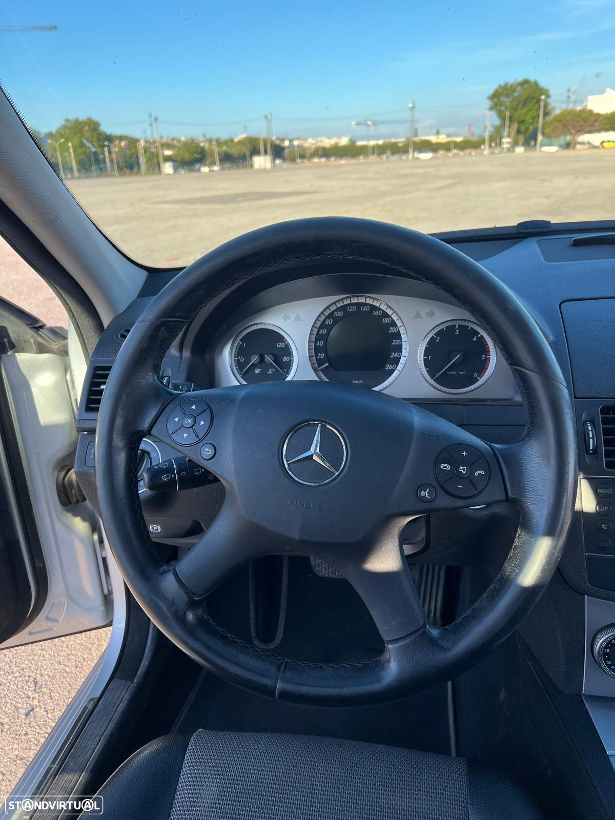 Mercedes-Benz C 220 - 12