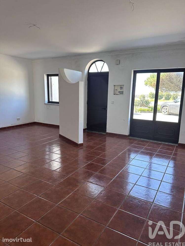 Casa / Villa T3 em Atouguia da Baleia de 138,00 m2 - Grande imagem: 4/30