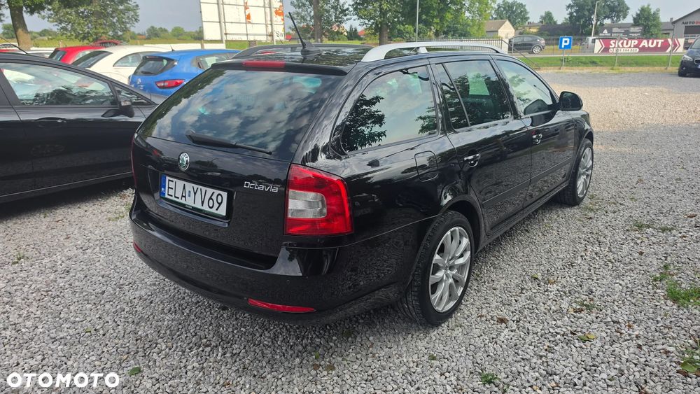 Skoda Octavia 1.6 TDI DPF DSG Ambition - 7