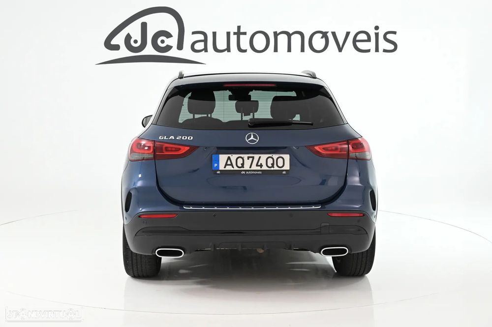 Mercedes-Benz GLA 200 AMG Line - 10