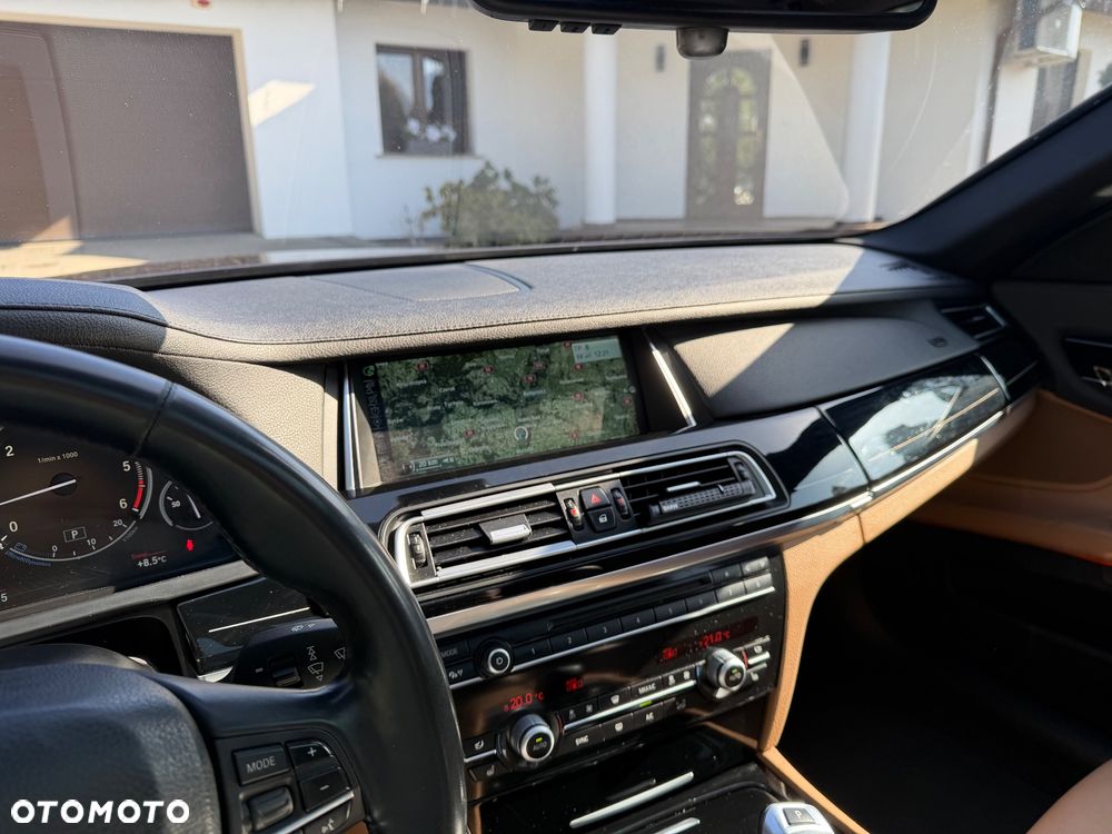 BMW Seria 7 750d xDrive - 20