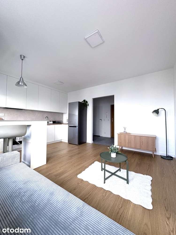 METRO POD KLATKĄ! Jasne 40m2 + loggia na 11 piętrze, Kondratowicza 22!