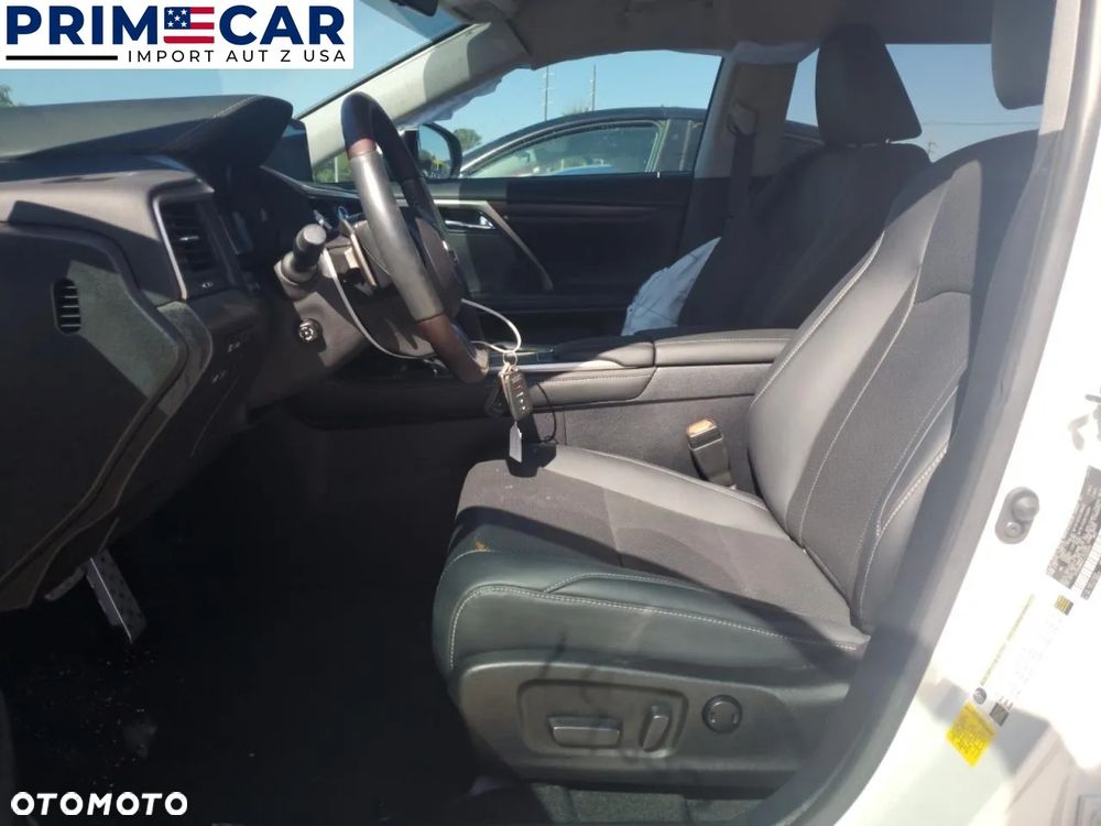 Lexus RX - 7