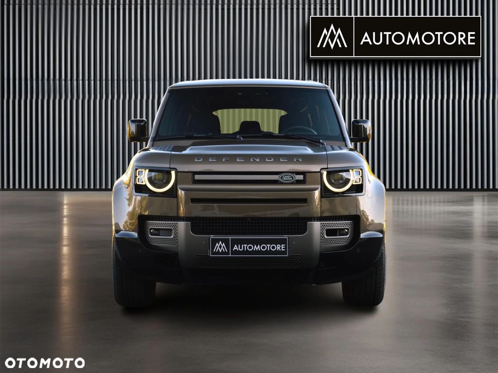Land Rover Defender - 4