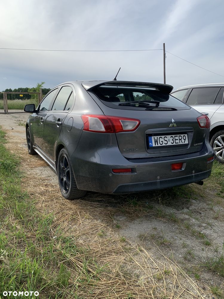 Mitsubishi Lancer - 4