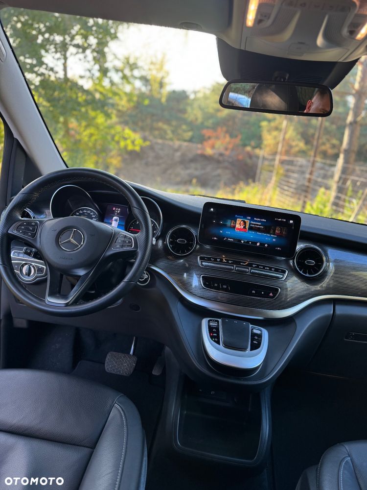 Mercedes-Benz Klasa V 300 d 4-Matic Avantgarde 9G-Tronic (ekstra d³) - 2