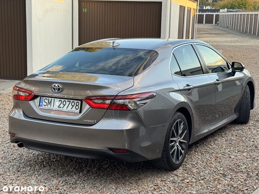 Toyota Camry 2.5 Hybrid Prestige CVT - 26