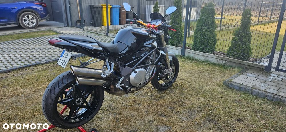 MV AGUSTA Brutale - 4