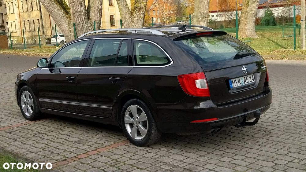 Skoda Superb 1.6 TDI Exclusive - 4