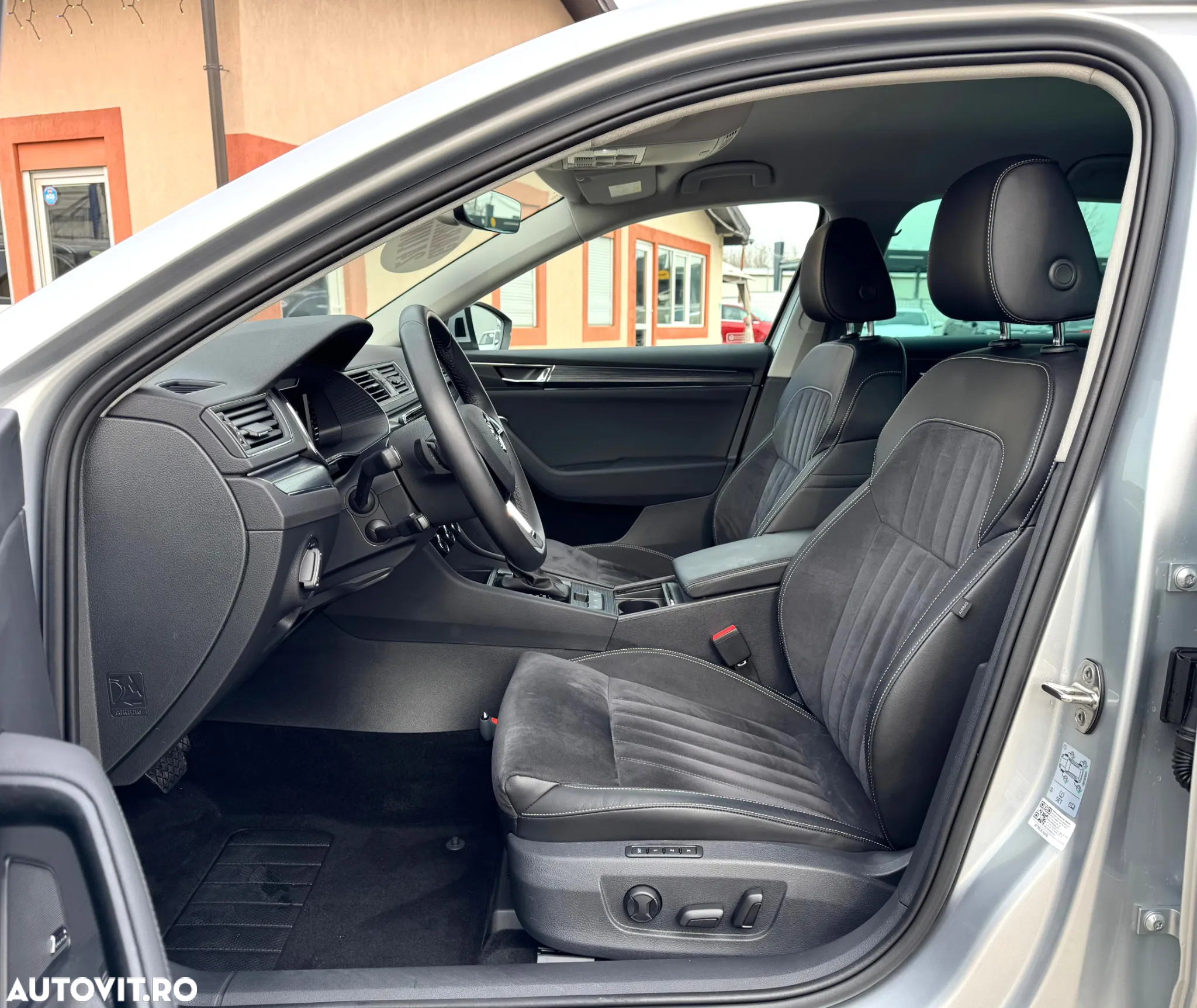 Skoda Superb Combi 1.4 TSI iV DSG Style - 17