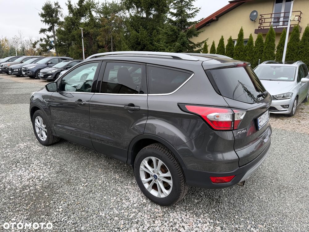 Ford Kuga 1.5 EcoBoost 2x4 Titanium - 17