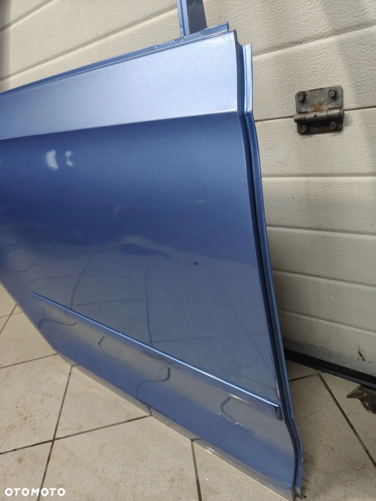 Skoda Rapid Liftback drzwi tylne prawe - 4