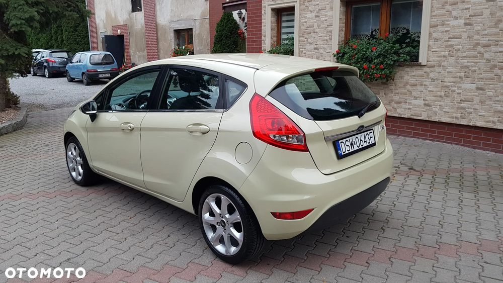 Ford Fiesta 1.25 Titanium - 4